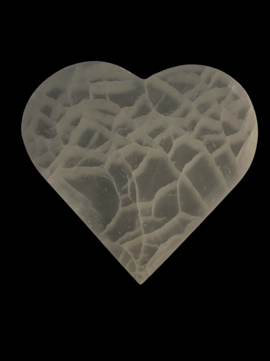 Selenite Heart Charging Plate