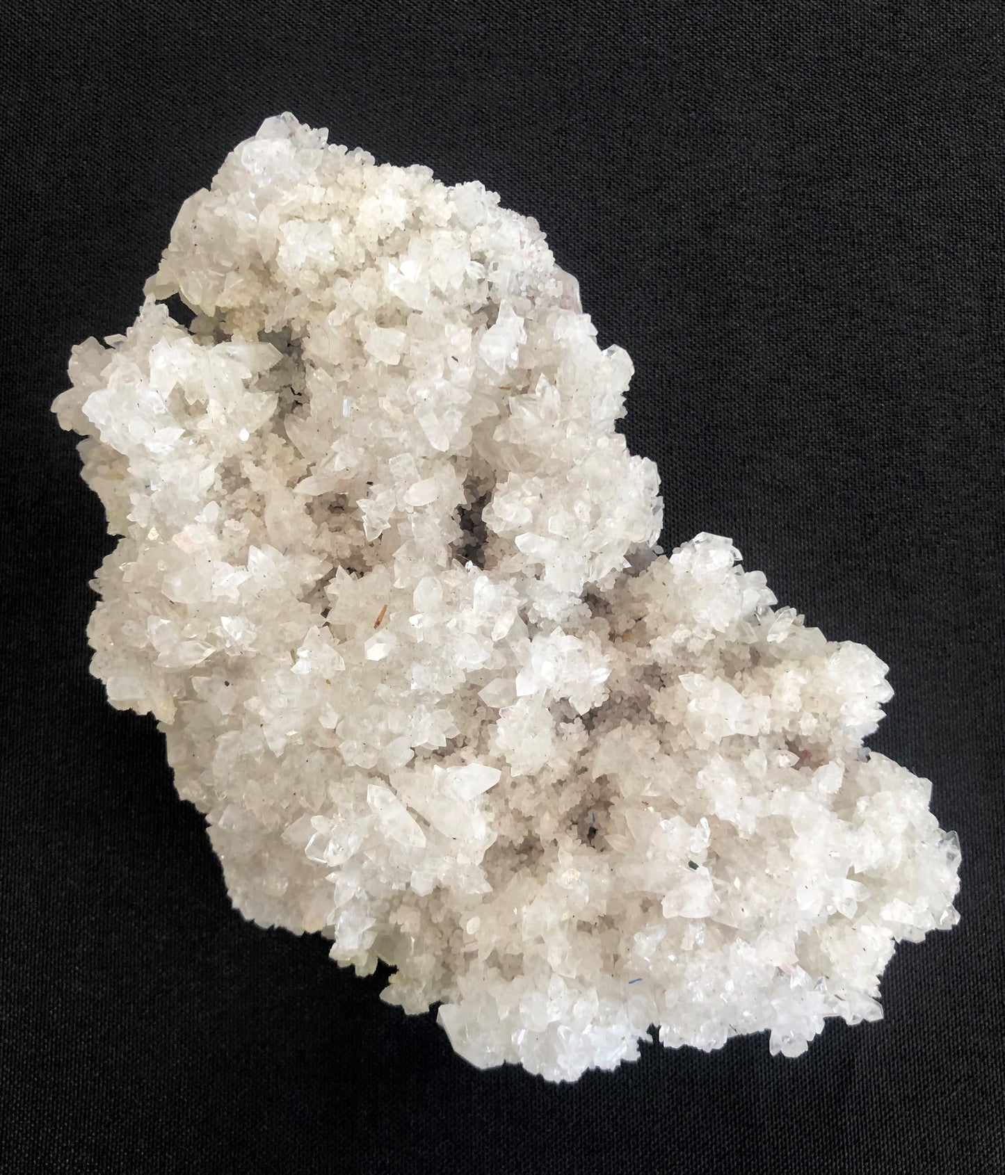 Apophyllite Cluster 008