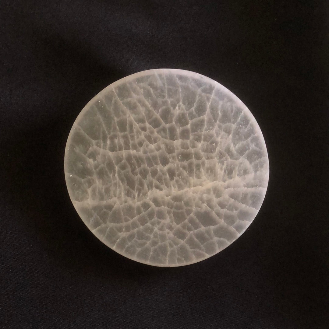 Large Round Selenite Charging Plate 001